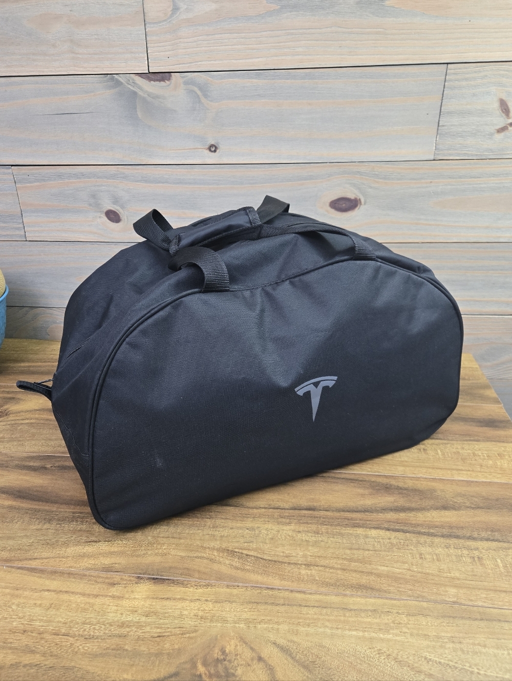 Tesla Duffel Bag Black